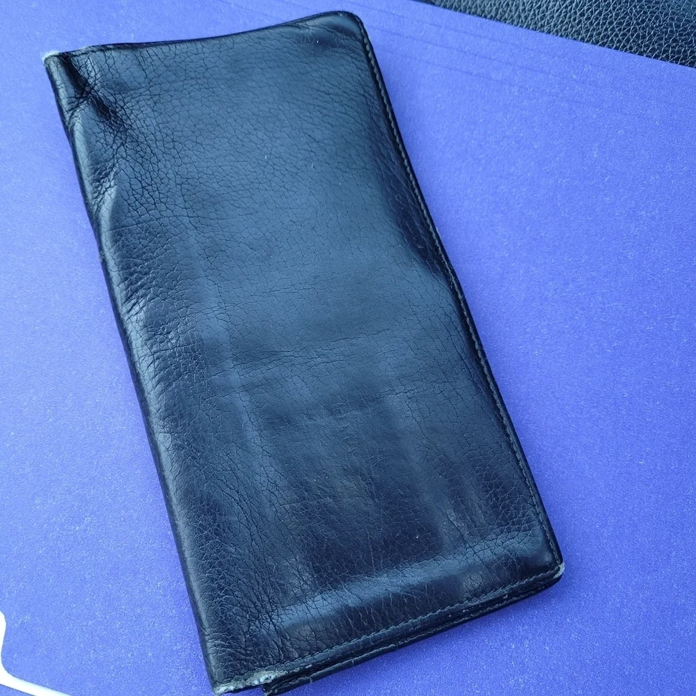 Old Vintage Black Leather COACH Wallet